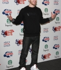 mike-posner-backstage-at-the-2011-summertime-ball-11.jpg