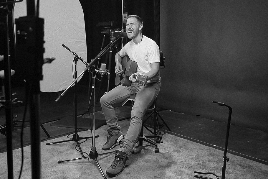 Mike Posner on the Rich Roll Podcast
RichRoll.com
 Mike Posner on the Rich Roll Podcast
RichRoll.com