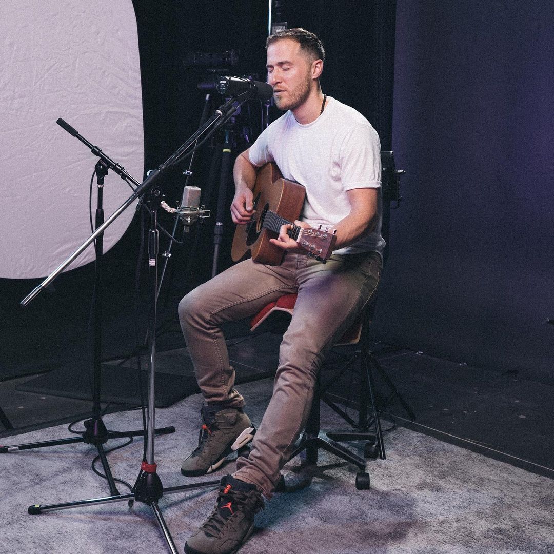 Mike Posner on the Rich Roll Podcast
RichRoll.com
 Mike Posner on the Rich Roll Podcast
RichRoll.com