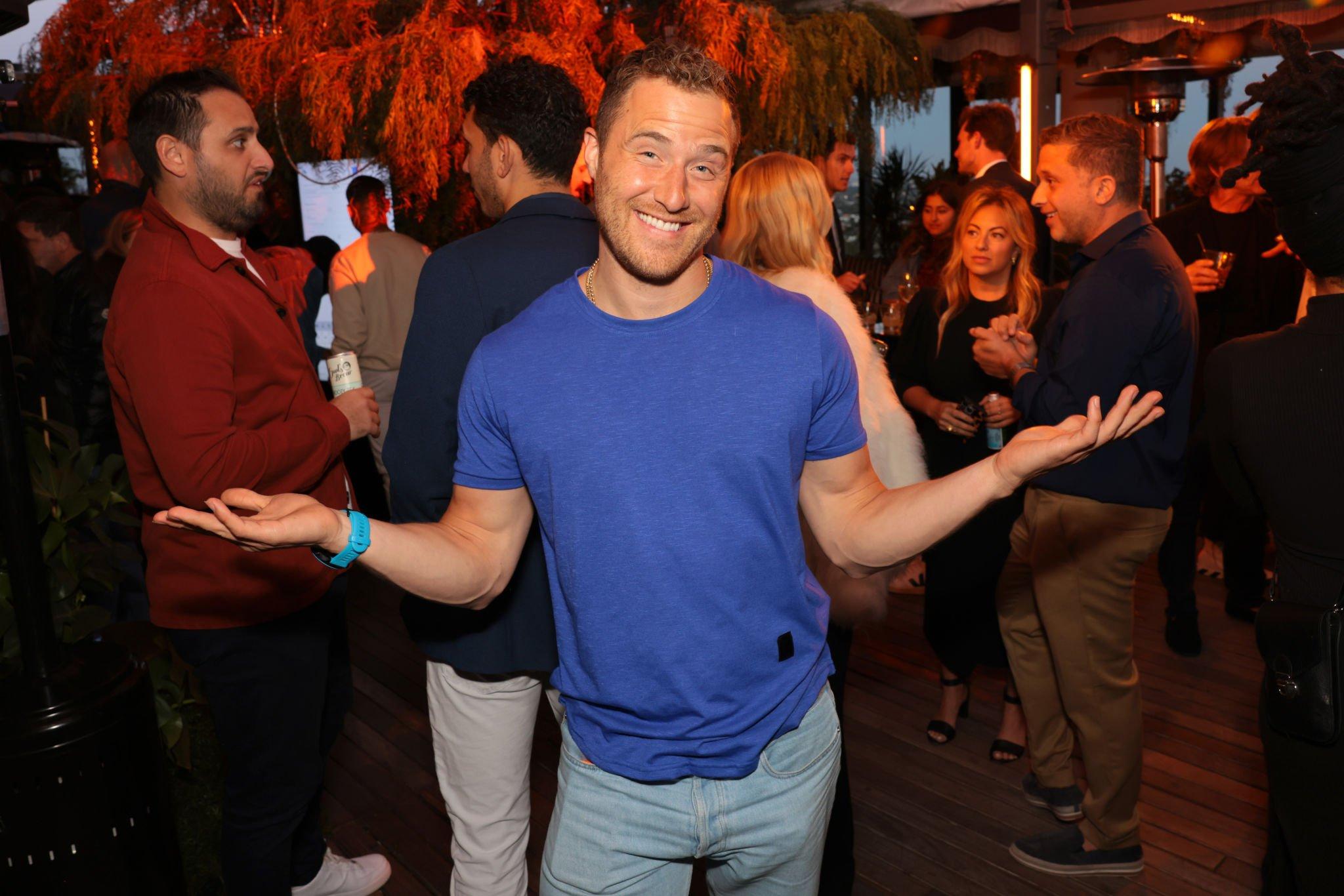 Mike Posner
Mike Posner