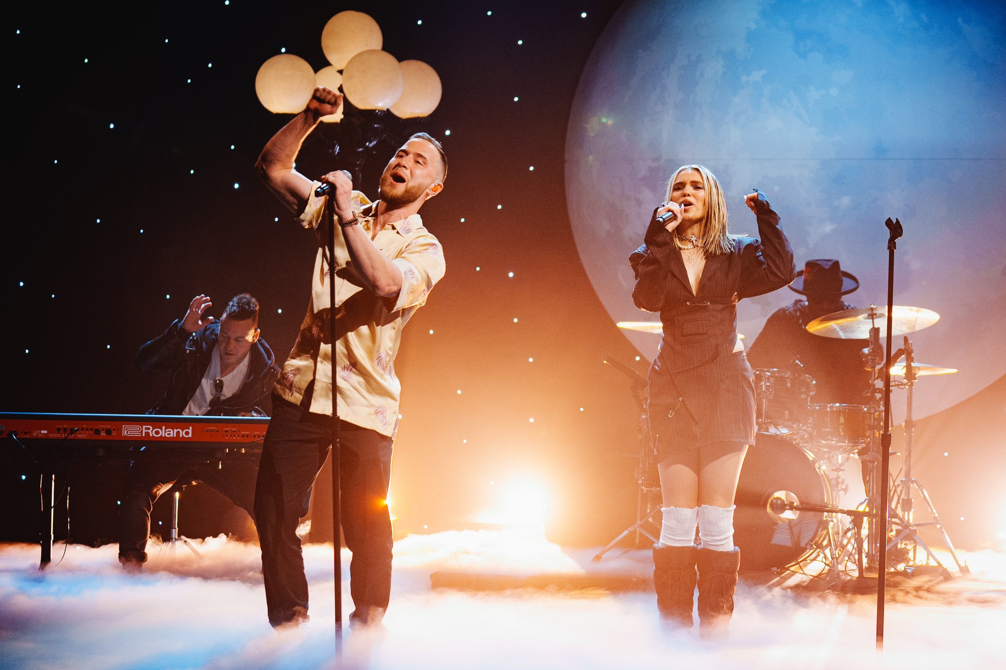 Mike Posner & Salem Ilese performed "Howling At The Moon" on The Late Late Show with James Corden on February 6, 2023
