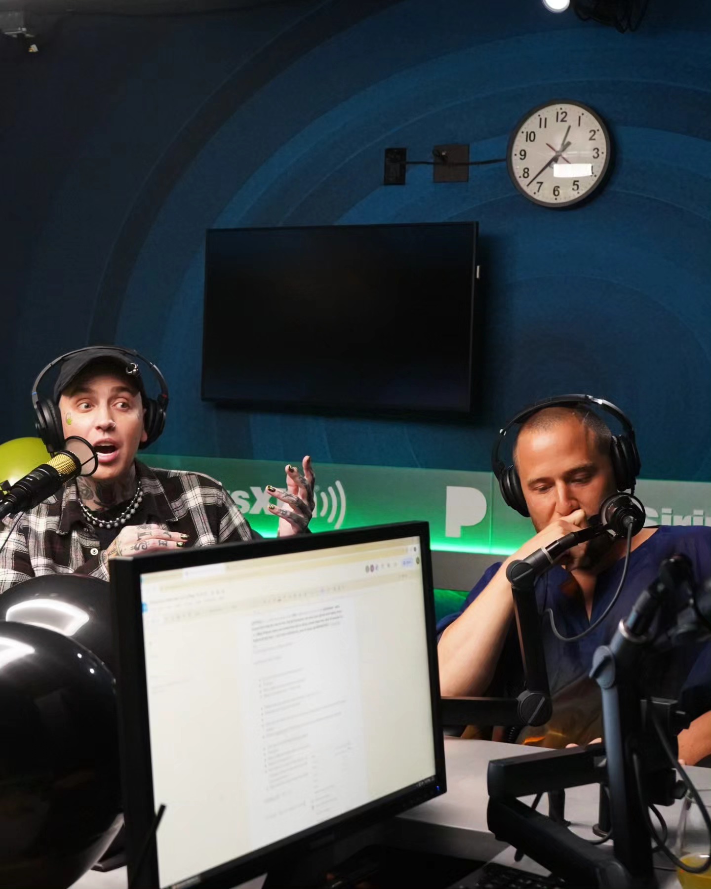 Mike Posner & blackbear sat down with SiriusXM Hits 1 to talk about their new album Mansionz 2
