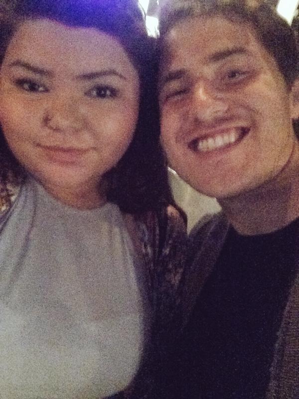 A Fan meeting Mike Posner at Mod Sun and Blackbear's Look Up Tour at The Roxy Theatre in West Hollywood, CA - March 28, 2015
x.com/Kaligah
A Fan meeting Mike Posner at Mod Sun and Blackbear's Look Up Tour at The Roxy Theatre in West Hollywood, CA - March 28, 2015
x.com/Kaligah