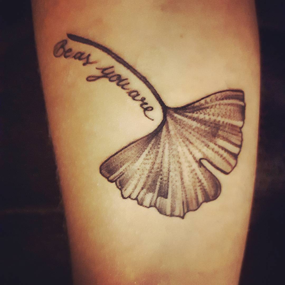 Fan's Tattoo Featuring Mike Posner's "Be As You Are" (2017)
instagram.com/passi.flo 
