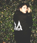 mansionz-black-hoodie-003.jpg