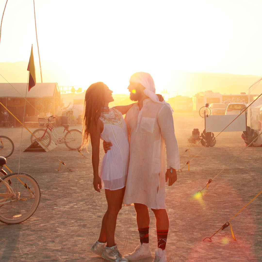 Meg Kee and Mike Posner
instagram.com/megkkee
