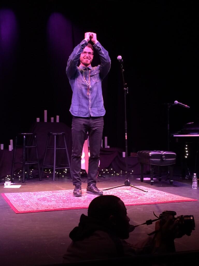 Mike Posner performing on his Unplugged Tour at City Theatre in Detroit, MI 4/6/14
Twitter @cha_feeel
Mike Posner performing on his Unplugged Tour at City Theatre in Detroit, MI 4/6/14
Twitter @cha_feeel
