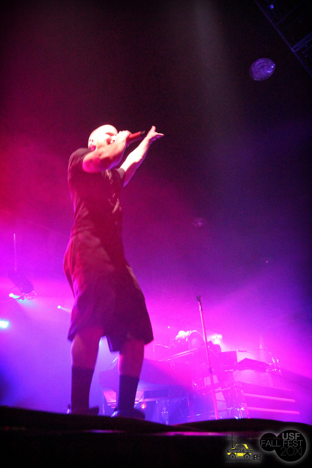Mike Posner performing at the University of San Francisco's 2011 Fall Fest Concert October 1, 2011
Photo by Evelyn Obamos
