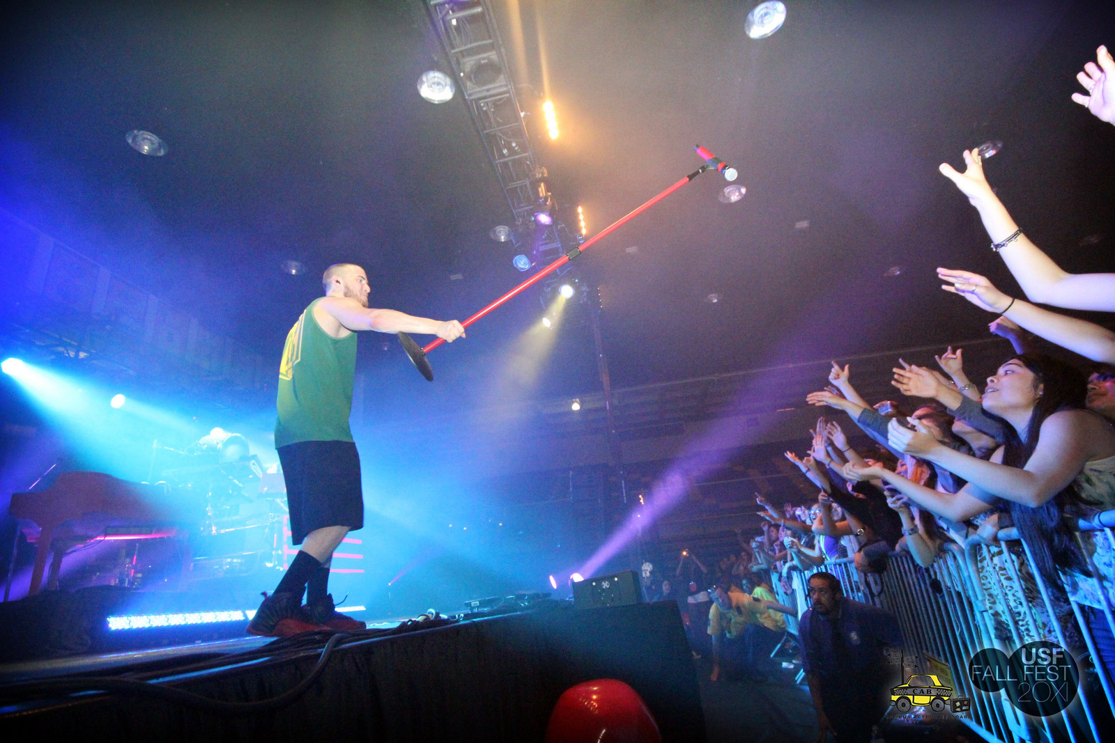 Mike Posner performing at the University of San Francisco's 2011 Fall Fest Concert October 1, 2011
Photo by Evelyn Obamos
