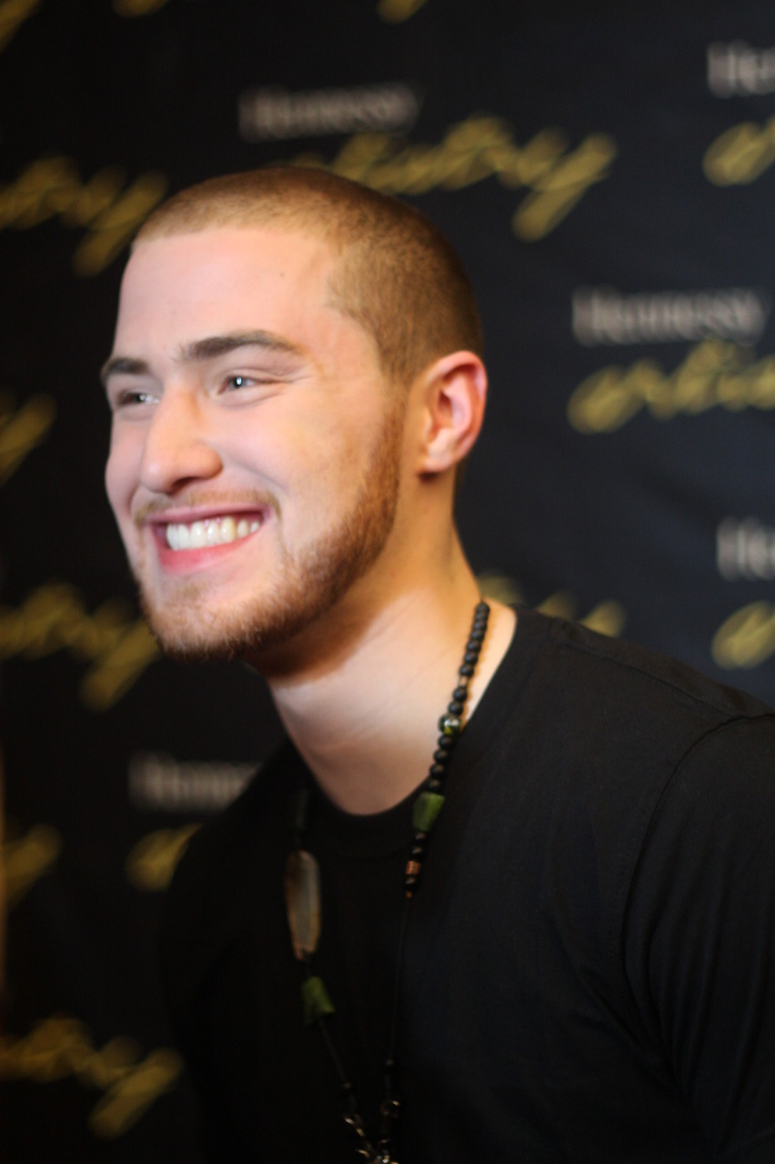 4HennessyArtistry2010.jpg 4HennessyArtistry2010.jpg