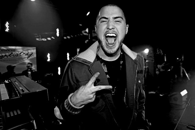 5HennessyArtistry2010.jpg 5HennessyArtistry2010.jpg
