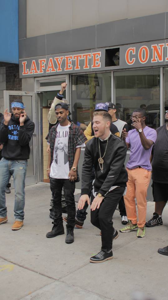 Big Sean, Mike Posner, and all of Finally Famous crew at Lafayette Coney Island - Detroit, MI 9/21/13
