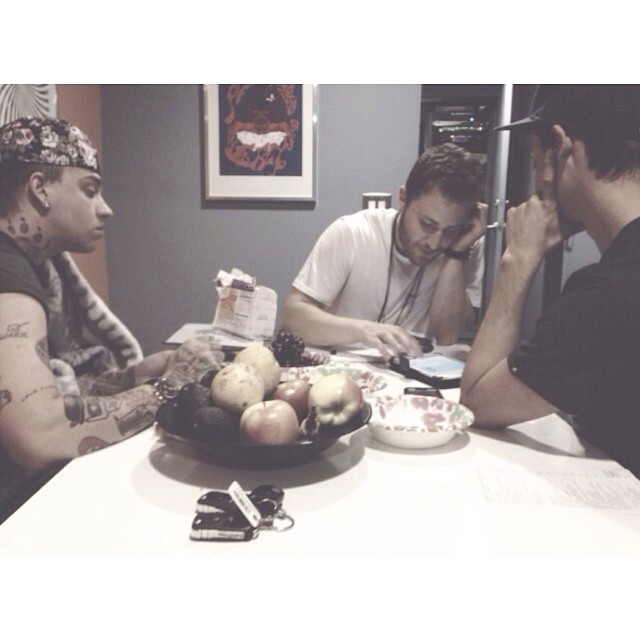 Mat "Blackbear" Musto and Mike Posner playing OLO game on the iPad 2013
Instagram @kyledelora
 Mat "Blackbear" Musto and Mike Posner playing OLO game on the iPad 2013
Instagram @kyledelora