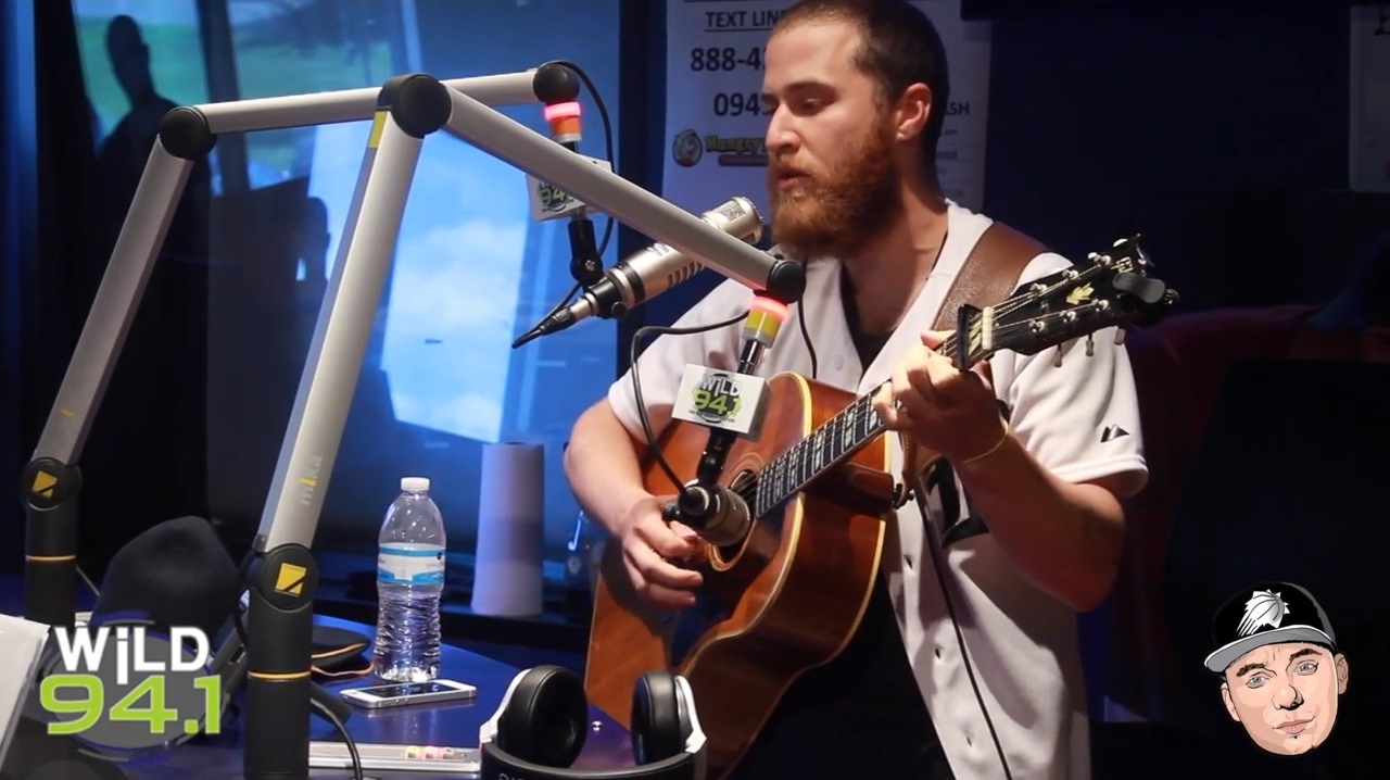 Mike Posner singing on The Bootleg Kev Show in St. Petersburg, FL Sept 18, 2015
 Mike Posner singing on The Bootleg Kev Show in St. Petersburg, FL Sept 18, 2015