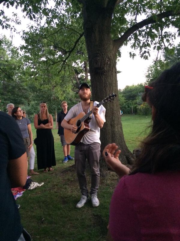 Mike Posner performing at Fenway Victory Gardens in Boston, MA July 31, 2015
twitter.com/GgglsSweetie
