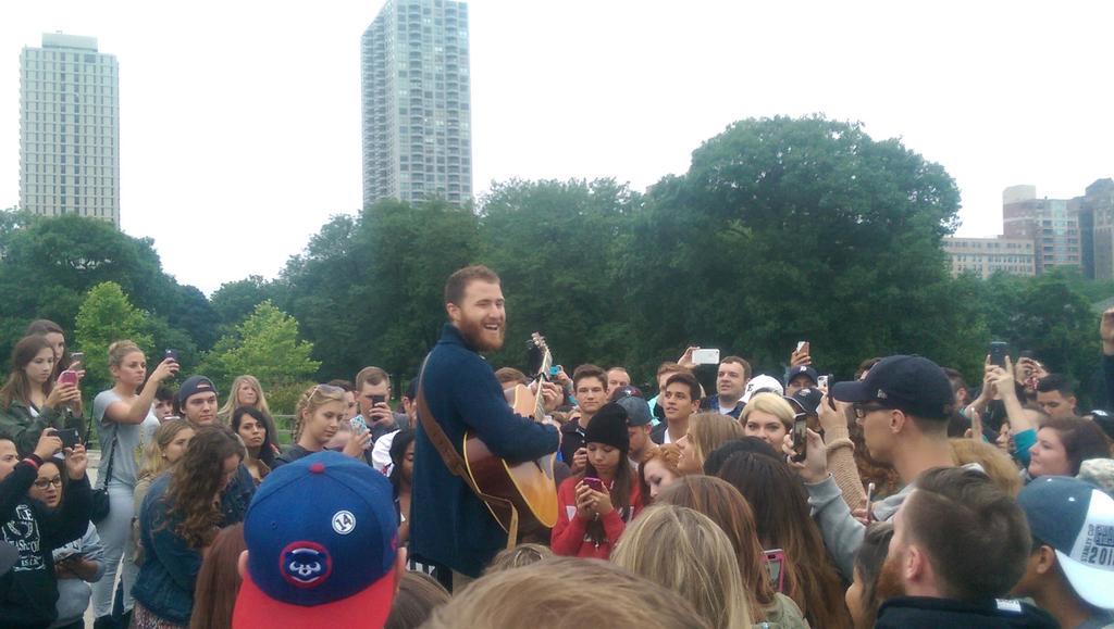 Mike Posner performing at Lincoln Park in Chicago, IL July 8, 2015
twitter.com/RockstarDJTRE
 Mike Posner performing at Lincoln Park in Chicago, IL July 8, 2015
twitter.com/RockstarDJTRE