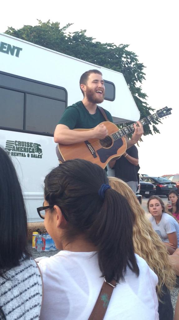 Mike Posner at Edgewater Park in Cleveland, OH July 6, 2015
twitter.com/cecbennett
 Mike Posner at Edgewater Park in Cleveland, OH July 6, 2015
twitter.com/cecbennett