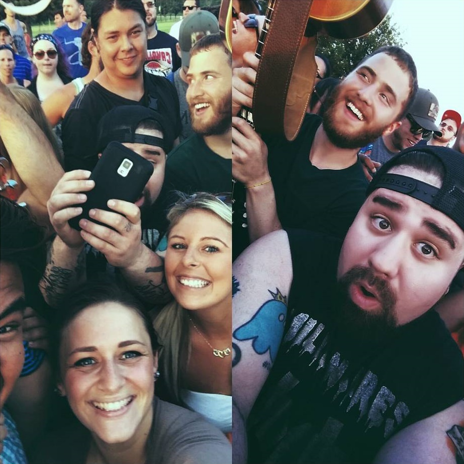 Mike Posner at Edgewater Park in Cleveland, OH July 6, 2015
 Mike Posner at Edgewater Park in Cleveland, OH July 6, 2015
