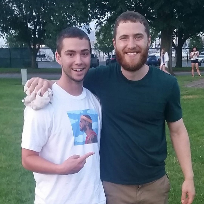 Mike Posner at Edgewater Park in Cleveland, OH July 6, 2015
instagram.com/bigbenderito
 Mike Posner at Edgewater Park in Cleveland, OH July 6, 2015
instagram.com/bigbenderito