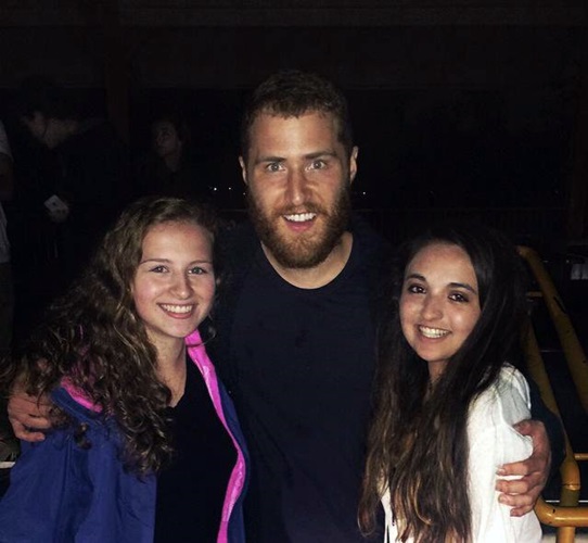 Mike Posner at Belle Isle Aquarium in Detroit, MI July 7, 2015
twitter.com/brophyjackie
 Mike Posner at Belle Isle Aquarium in Detroit, MI July 7, 2015
twitter.com/brophyjackie
