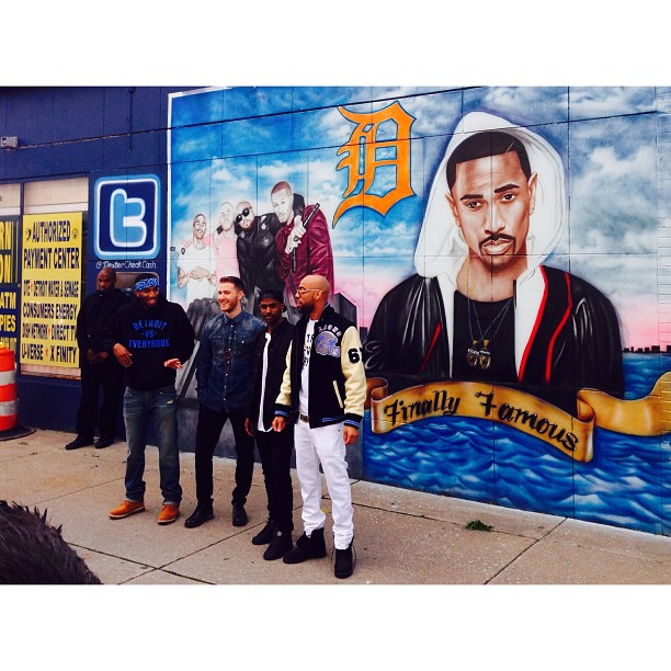 Earlly Mac, Mike Posner, Big Sean, and SayItAintTone at the FFOE mural at Dexter Check Cashing - Detroit, MI 9/21/13
Instagram @_drewthompson
