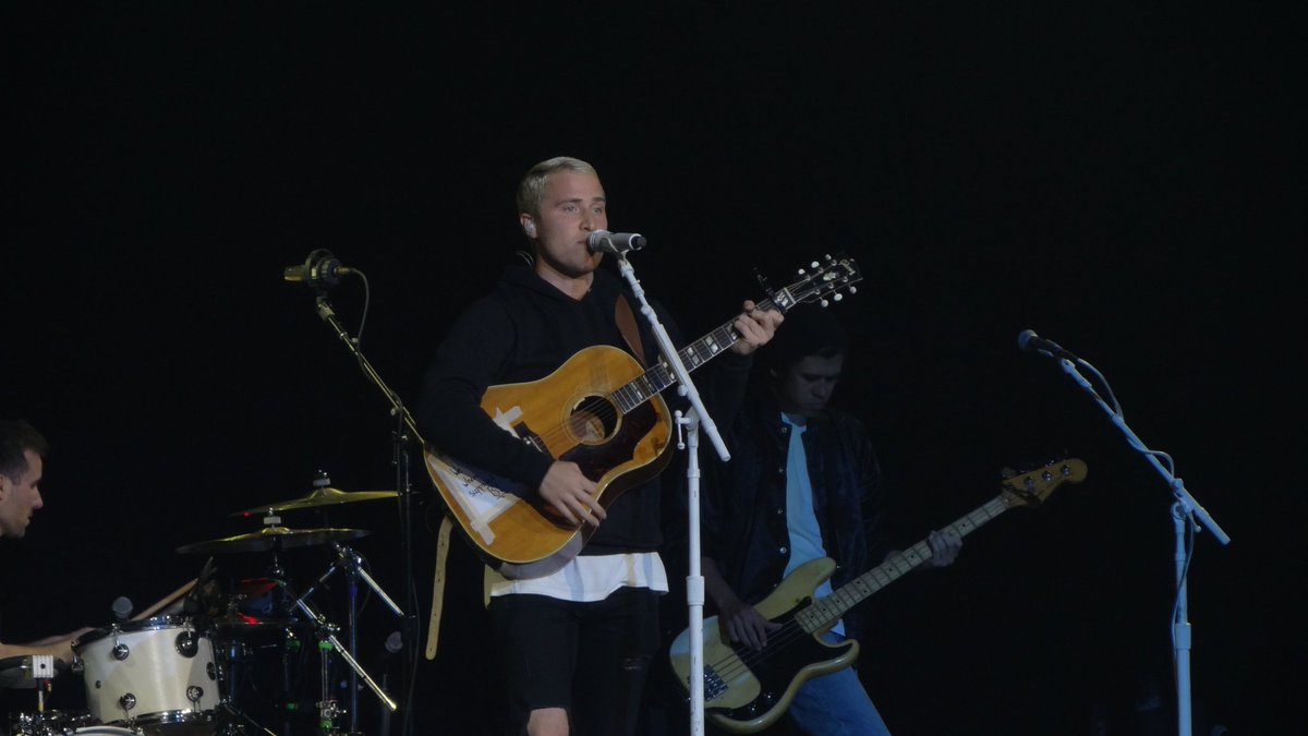 Future-Now-Tour-Newark-07122016-9.jpg Future-Now-Tour-Newark-07122016-9.jpg