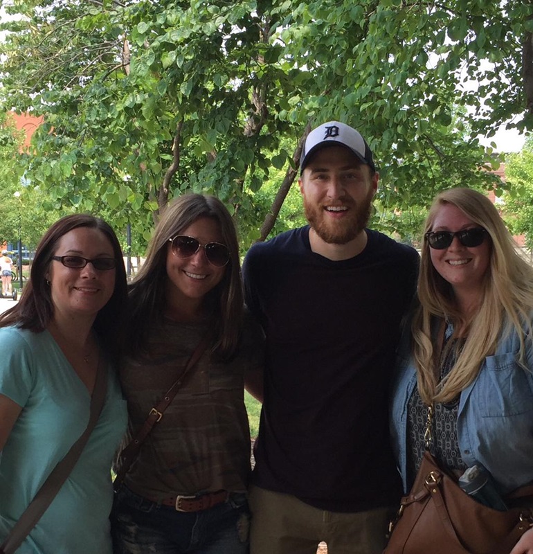 Mike Posner at White River State Park in Indianapolis, IN July 4, 2015
twitter.com/apanderson_
 Mike Posner at White River State Park in Indianapolis, IN July 4, 2015
twitter.com/apanderson_