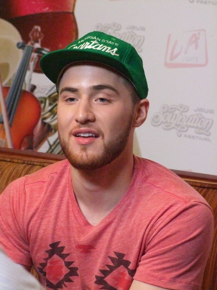 Mike Posner interview at Java Soulnation Festival in Jakarta, Indonesia on 9/24/11
kaymori.com
 Mike Posner interview at Java Soulnation Festival in Jakarta, Indonesia on 9/24/11
kaymori.com