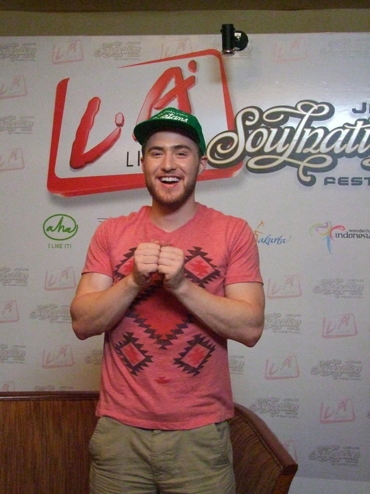 Mike Posner at Java Soulnation Festival in Jakarta, Indonesia on 9/24/11
kaymori.com
 Mike Posner at Java Soulnation Festival in Jakarta, Indonesia on 9/24/11
kaymori.com