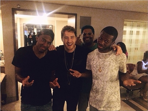Mike Posner with his Finally Famous crew Vitto & DJ Mo Beatz and friend in Las Vegas, NV 5/25/14
Instagram @justvitto
 Mike Posner with his Finally Famous crew Vitto & DJ Mo Beatz and friend in Las Vegas, NV 5/25/14
Instagram @justvitto