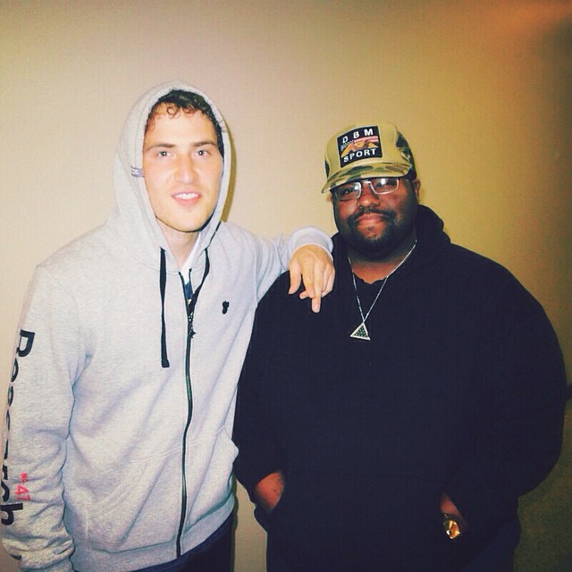 Mike Posner and friend Cliff Skighwalker in August 2014
instagram.com/skighwalker
Mike Posner and friend Cliff Skighwalker in August 2014
instagram.com/skighwalker