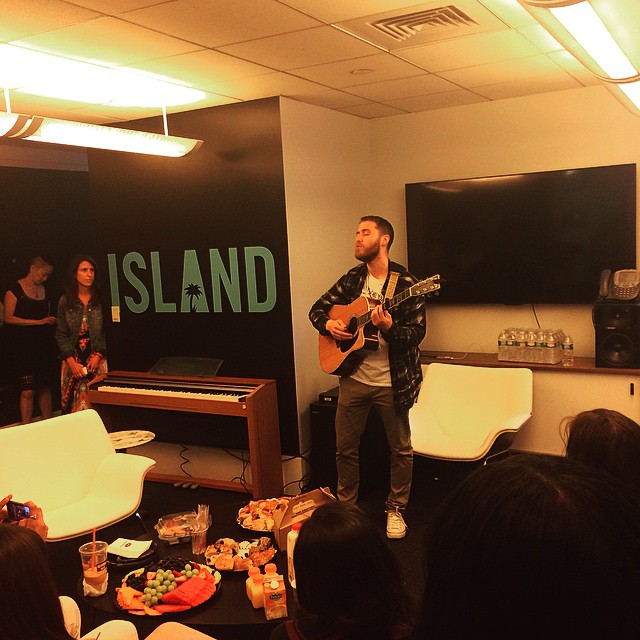 Mike Posner performing at the Island Records office in NYC June 9, 2015
instagram.com/max_apollo
 Mike Posner performing at the Island Records office in NYC June 9, 2015
instagram.com/max_apollo