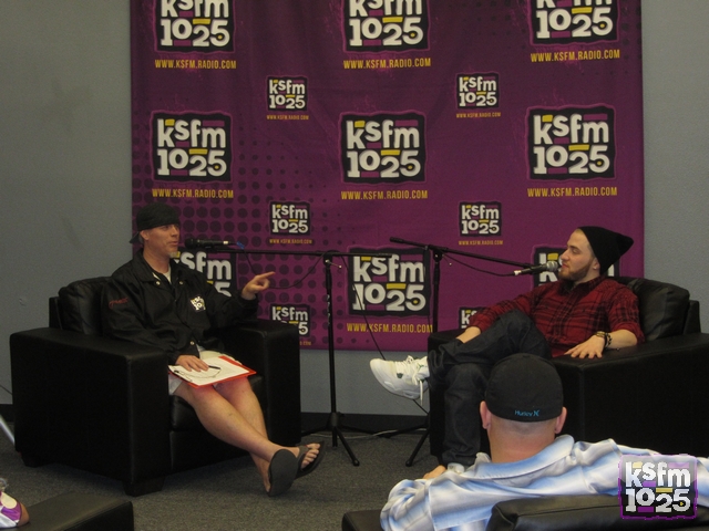 Mike-Posner-KSFM-Radio-1205-1302012-15.jpg Mike-Posner-KSFM-Radio-1205-1302012-15.jpg