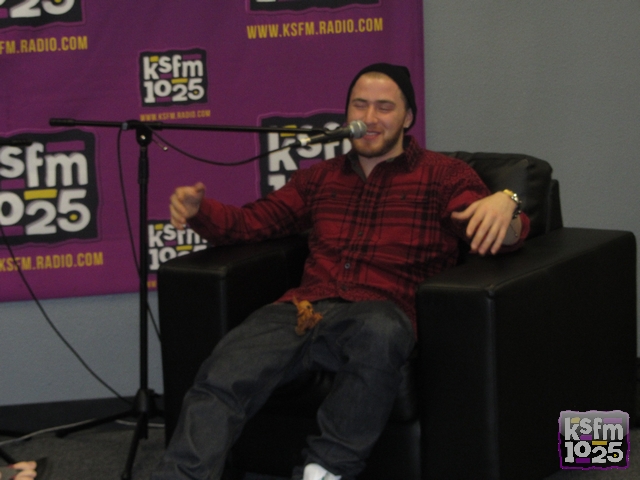 Mike-Posner-KSFM-Radio-1205-1302012-4.jpg Mike-Posner-KSFM-Radio-1205-1302012-4.jpg
