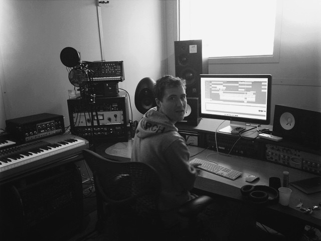 Mike Posner in the studio with Labrinth (not pictured) in Los Angeles, CA - March 4, 2015
instagram.com/official_labrinth
