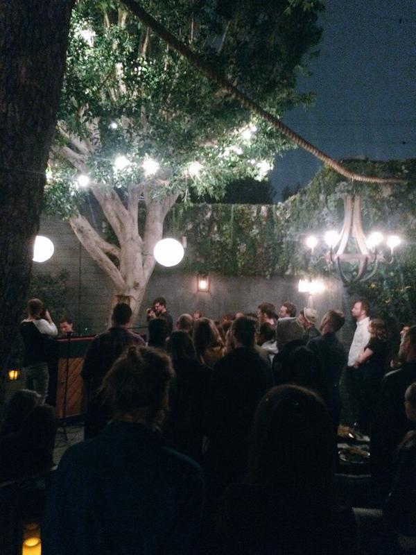 Mike Posner on the piano and singing at a party in Los Angeles, CA 2/21/2015
twitter.com/JohnLloydTaylor
