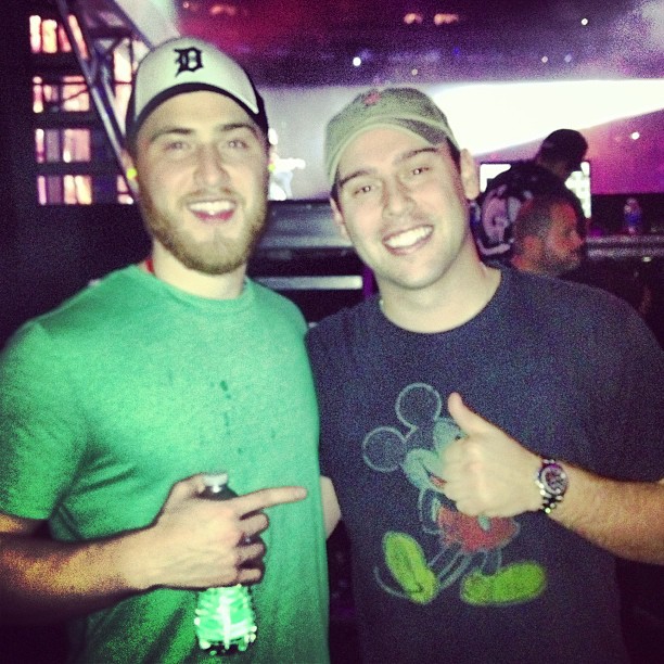 Mike Posner and Scooter Braun - Justin Bieber's Believe Tour
Photo by Scooter Braun
Mike Posner and Scooter Braun - Justin Bieber's Believe Tour
Photo by Scooter Braun