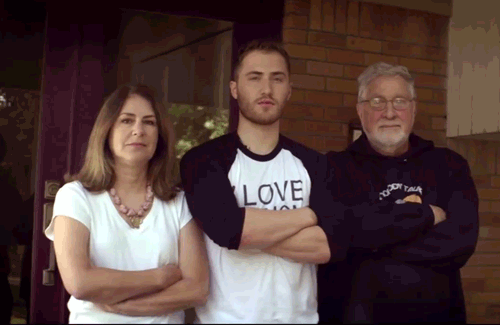 Mike Posner - Top Of The World feat. Big Sean (Official Music Video) - Gif
ryanseacrest.com
