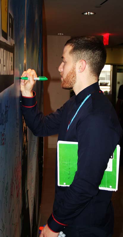 Mike Posner at 92.3 NOW in NYC 8/5/13
Photo by 92.3 NOW
923now.cbslocal.com
 Mike Posner at 92.3 NOW in NYC 8/5/13
Photo by 92.3 NOW
923now.cbslocal.com
