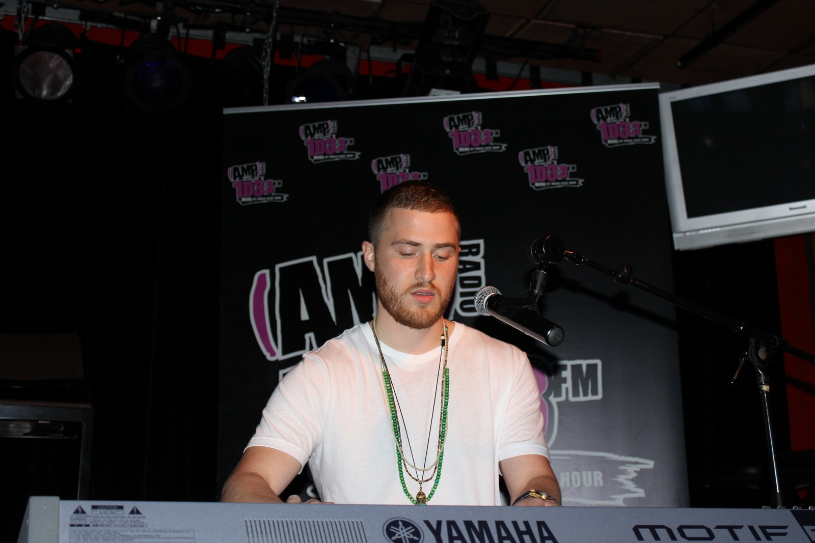 Mike Posner performing at the 103.3 AMP Radio Believe Tour Pre-Party in Boston, MA 7/20/13
1033ampradio.cbslocal.com
Mike Posner performing at the 103.3 AMP Radio Believe Tour Pre-Party in Boston, MA 7/20/13
1033ampradio.cbslocal.com