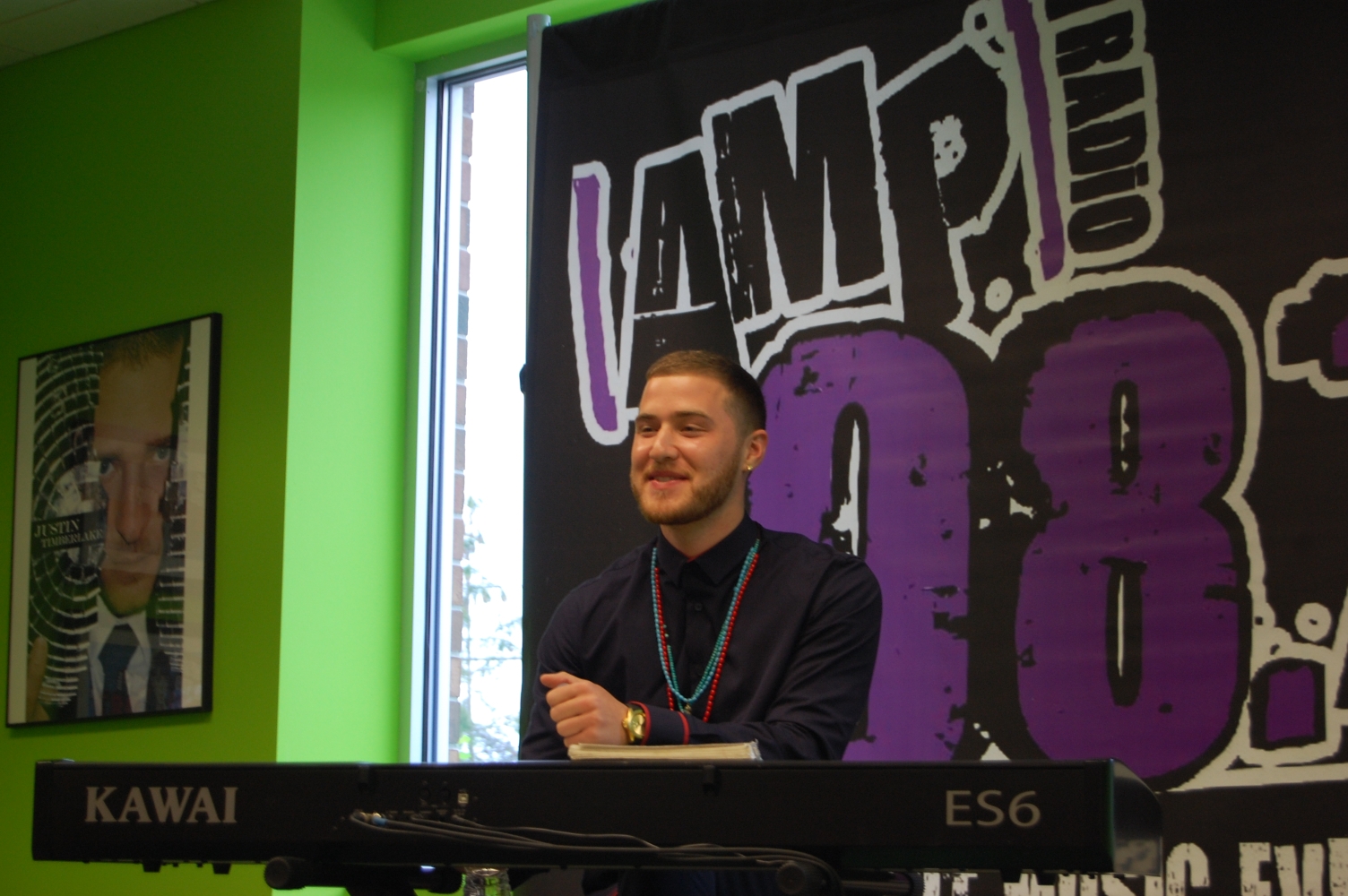 Mike Posner at 98.7 FM AMP Radio's Switch Party - Southfield, MI 7/29/13
987ampradio.cbslocal.com
 Mike Posner at 98.7 FM AMP Radio's Switch Party - Southfield, MI 7/29/13
987ampradio.cbslocal.com