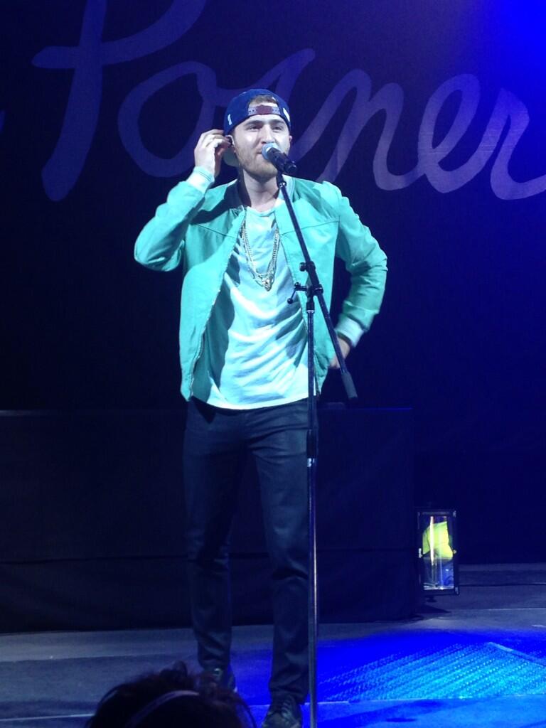 Mike Posner performaing at Albion College's Big Show 2014 in Albion, MI 4/21/14
Twitter @SophieNielsen16
