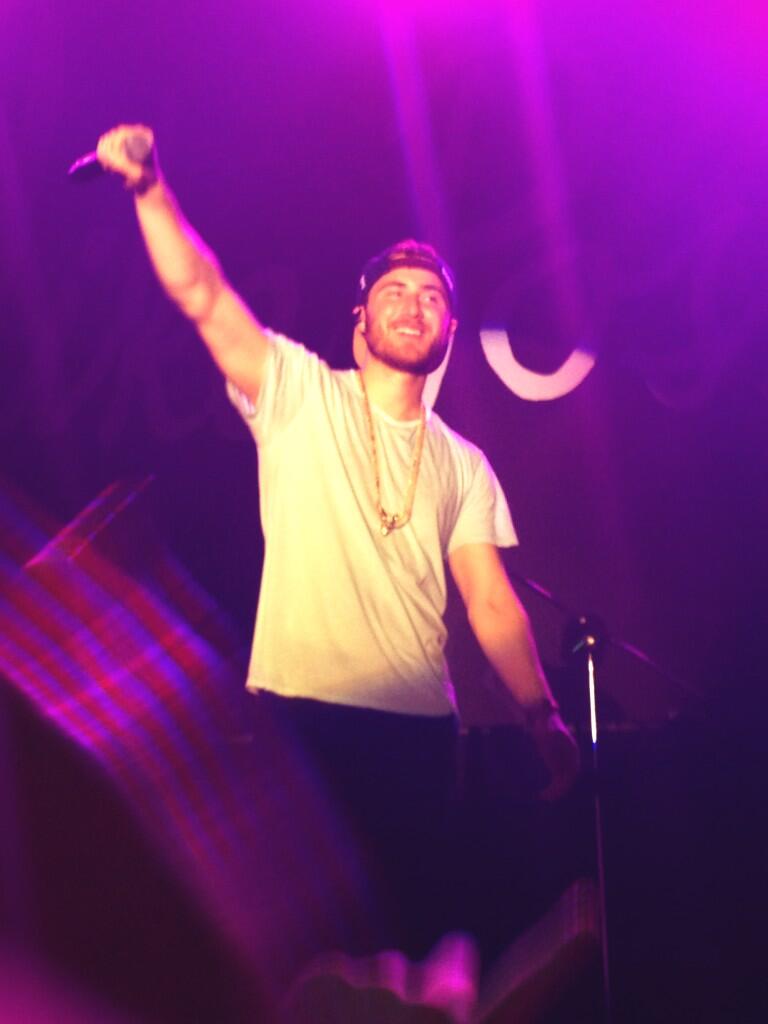 Mike Posner performaing at Albion College's Big Show 2014 in Albion, MI 4/21/14
Twitter @Abbie_Lily
