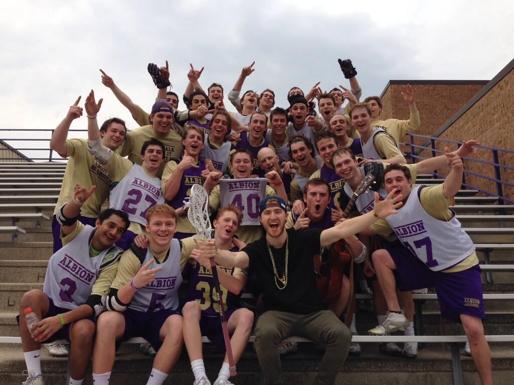 Mike Posner with Albion College Britons Men's Lacrosse Team in Albion, MI 4/21/14
Twitter @evankneisel
 Mike Posner with Albion College Britons Men's Lacrosse Team in Albion, MI 4/21/14
Twitter @evankneisel