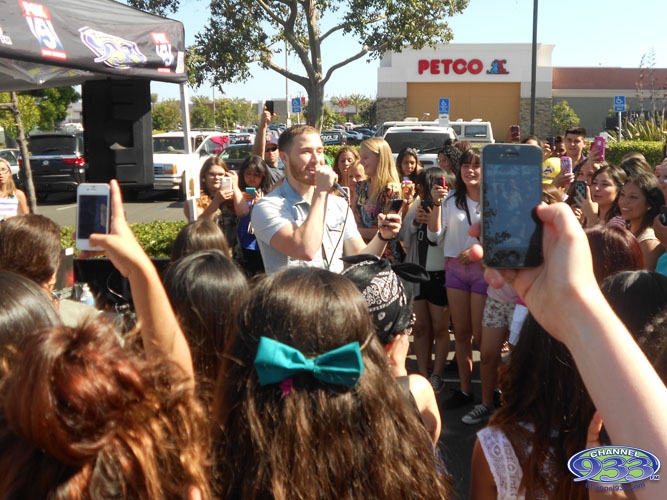 MIke Posner at 'Believe Tour' pre-party & sang "Cooler Than Me" - San Diego, CA 6/22/13
Photo by Channel 93.3
channel933.com
 MIke Posner at 'Believe Tour' pre-party & sang "Cooler Than Me" - San Diego, CA 6/22/13
Photo by Channel 93.3
channel933.com