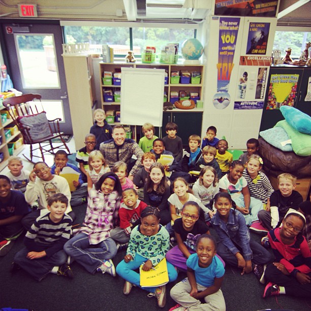Mike Posner visiting students at Bingham Farms Elementary - Bingham Farms, MI 9/23/13
Photo by Mike Posner
instagram.com/mikeposner
Mike Posner visiting students at Bingham Farms Elementary - Bingham Farms, MI 9/23/13
Photo by Mike Posner
instagram.com/mikeposner