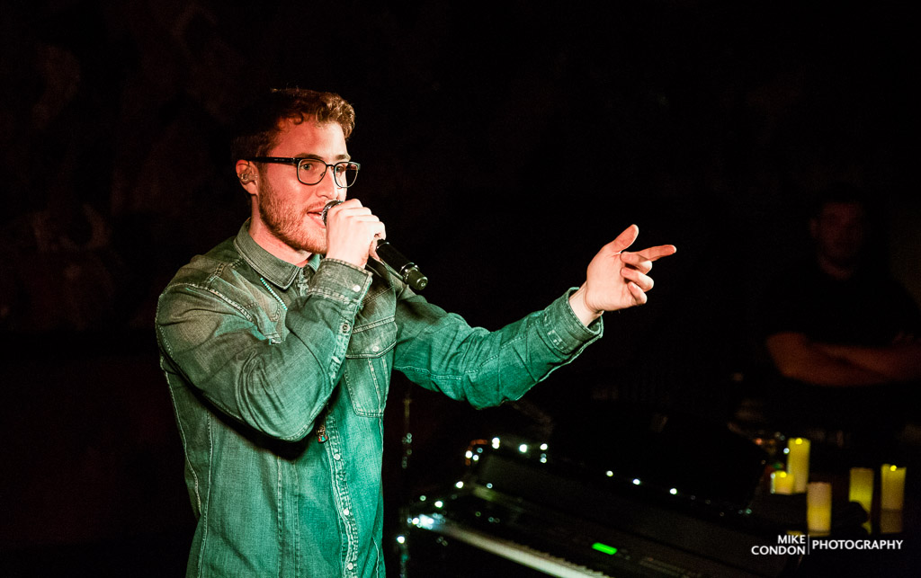 Mike Posner performing on his Unplugged Tour at House Of Blues in Boston, MA 4/1/14
Photo credit: Mike Condon
condonphotography.com
