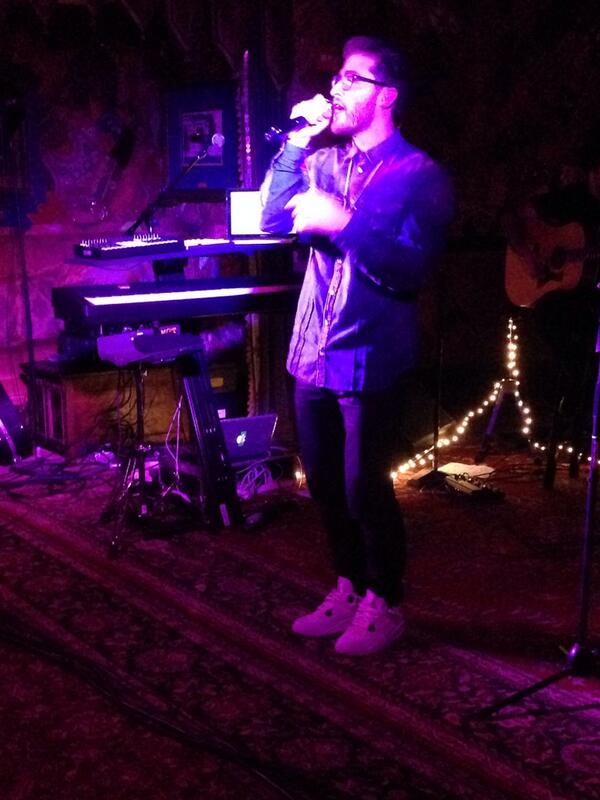 Mike Posner performing on his Unplugged Tour at House Of Blues in Boston, MA 4/1/14
Twitter @marissax4x
