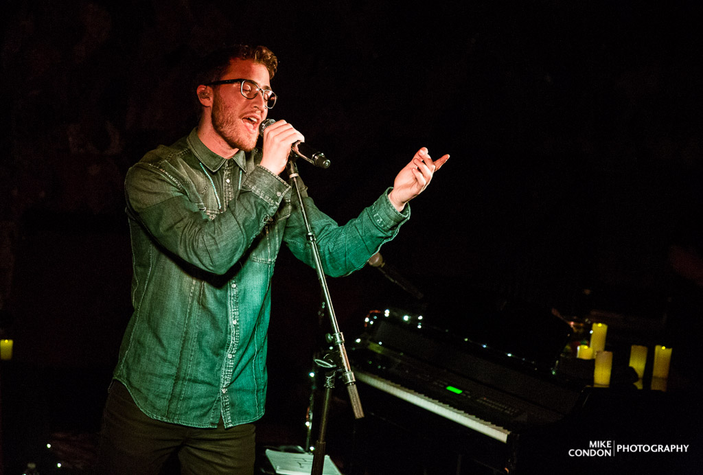 Mike Posner performing on his Unplugged Tour at House Of Blues in Boston, MA 4/1/14
Photo credit: Mike Condon
condonphotography.com
