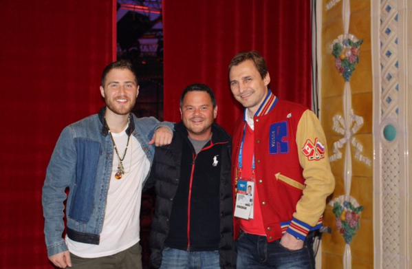 Mike Posner, Dan Milstein, and hockey player Sergei Fedorov in Sochi, Russia - February 13, 2014
twitter.com/danmilstein
 Mike Posner, Dan Milstein, and hockey player Sergei Fedorov in Sochi, Russia - February 13, 2014
twitter.com/danmilstein